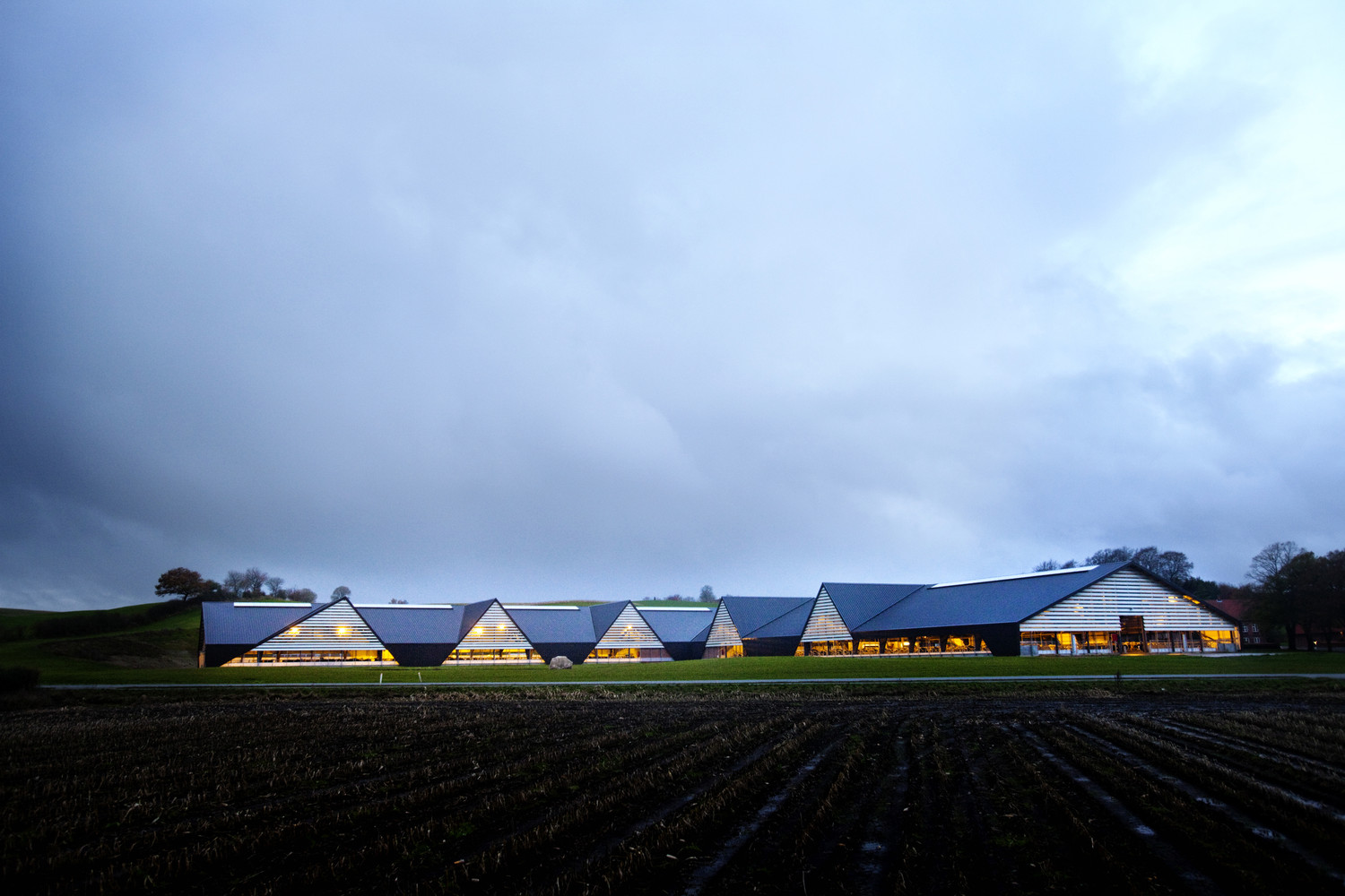 10 Architectural projects focusing on Animals - Sheet11