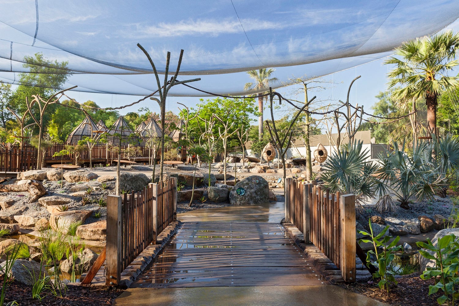 10 Architectural projects focusing on Animals - Sheet6