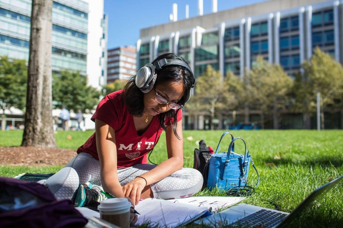 Campus Life at Massachusetts Institute of Technology (MIT) - Sheet3