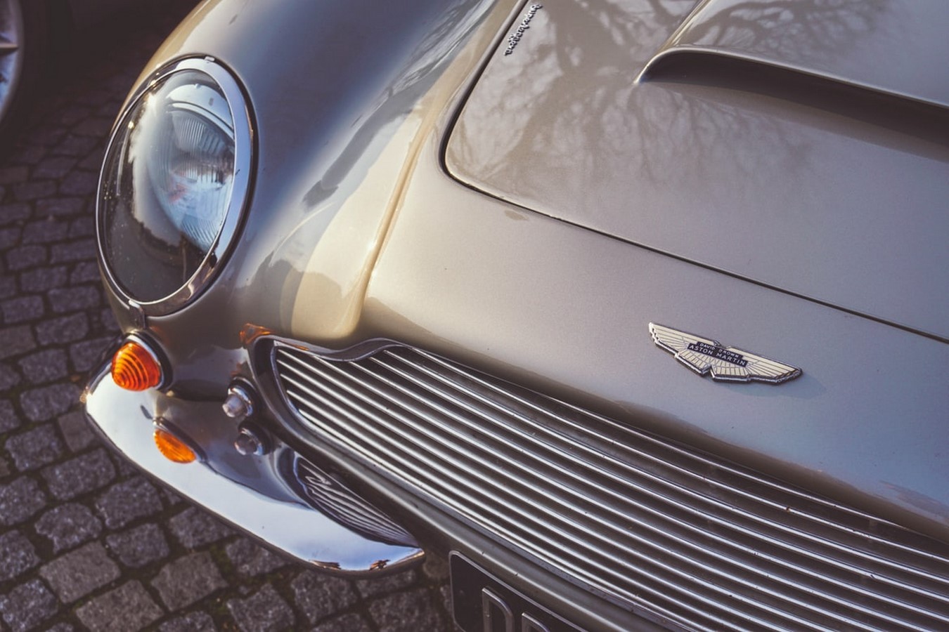 Top 10 luxury car brand designs in automotive industry - Sheet1
