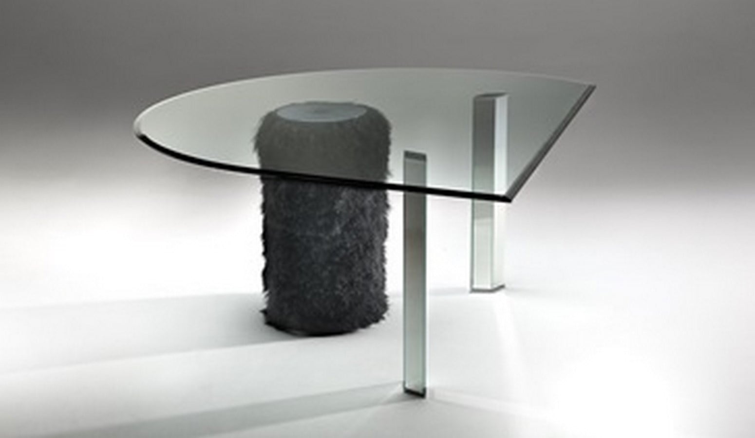 H&amp;S Table_©M. Tedeschi