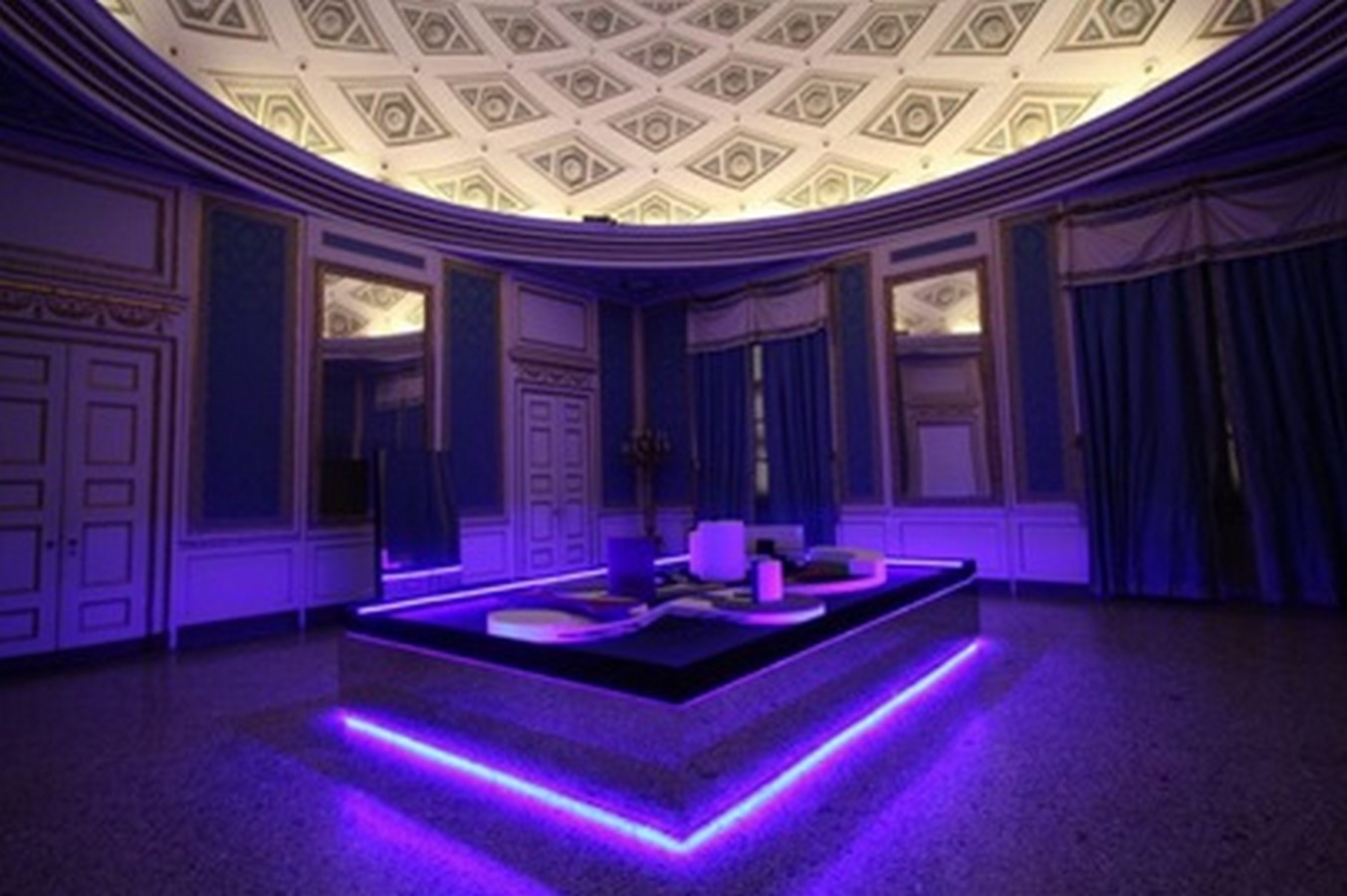 Nanda Vigo- 10 Iconic Artworks - Sheet5