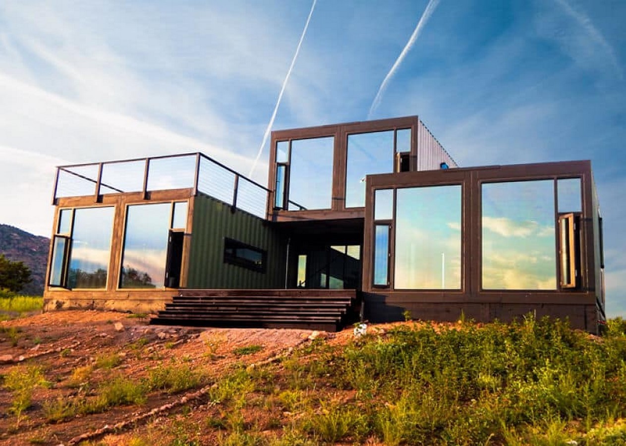 10 Innovative Shipping Container Homes - Sheet11
