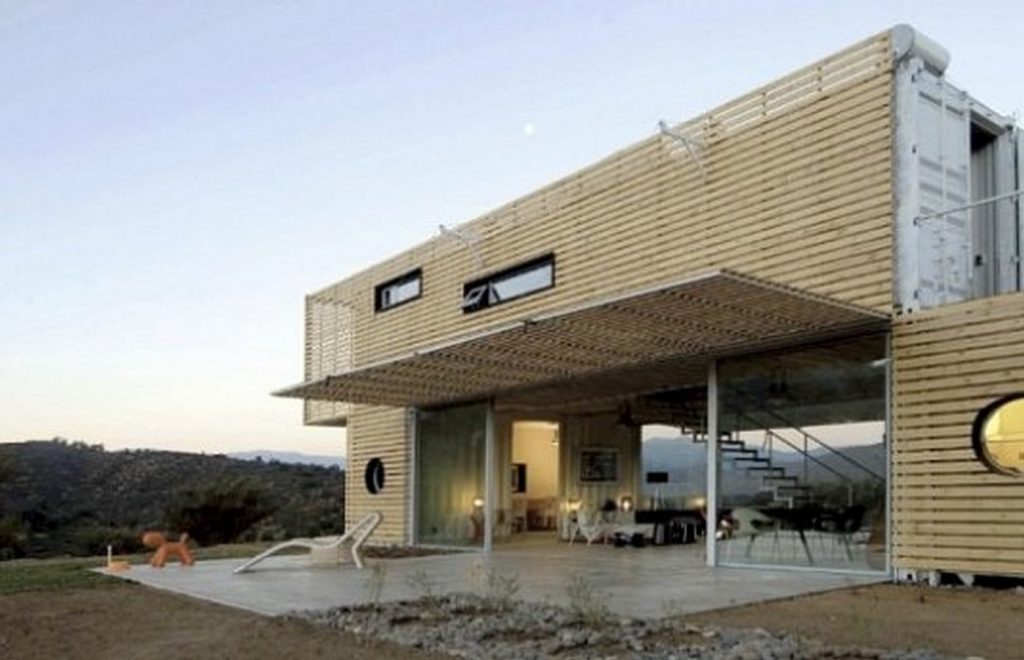 10 Innovative Shipping Container Homes - RTF