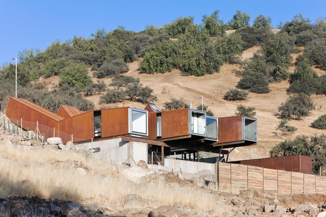 10 Innovative Shipping Container Homes - Sheet32