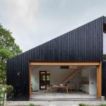 20 Modern residences with sloping roofs - Sheet7