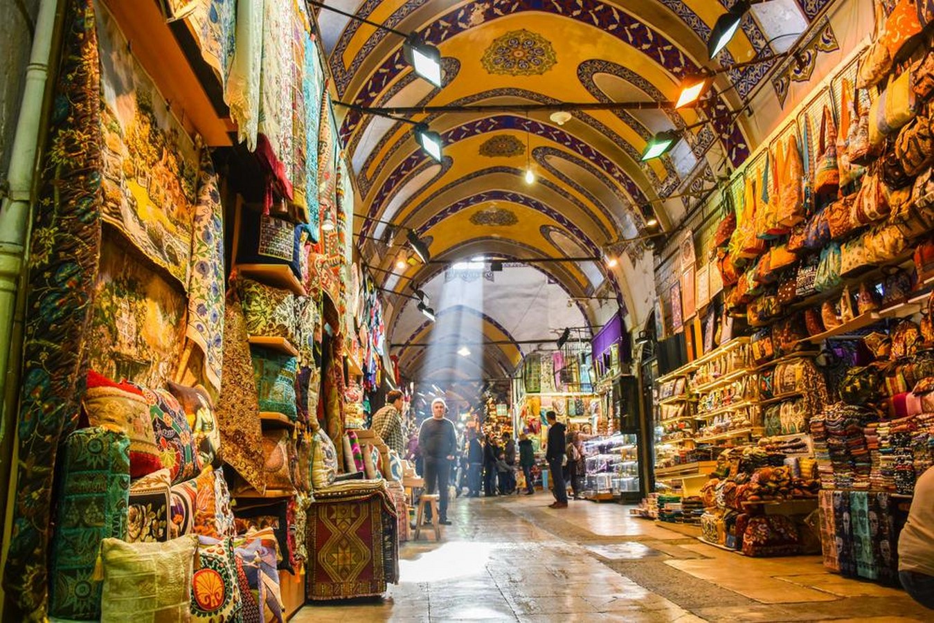 A journey through Istanbul's Grand Bazaar - RTF | Rethinking The Future