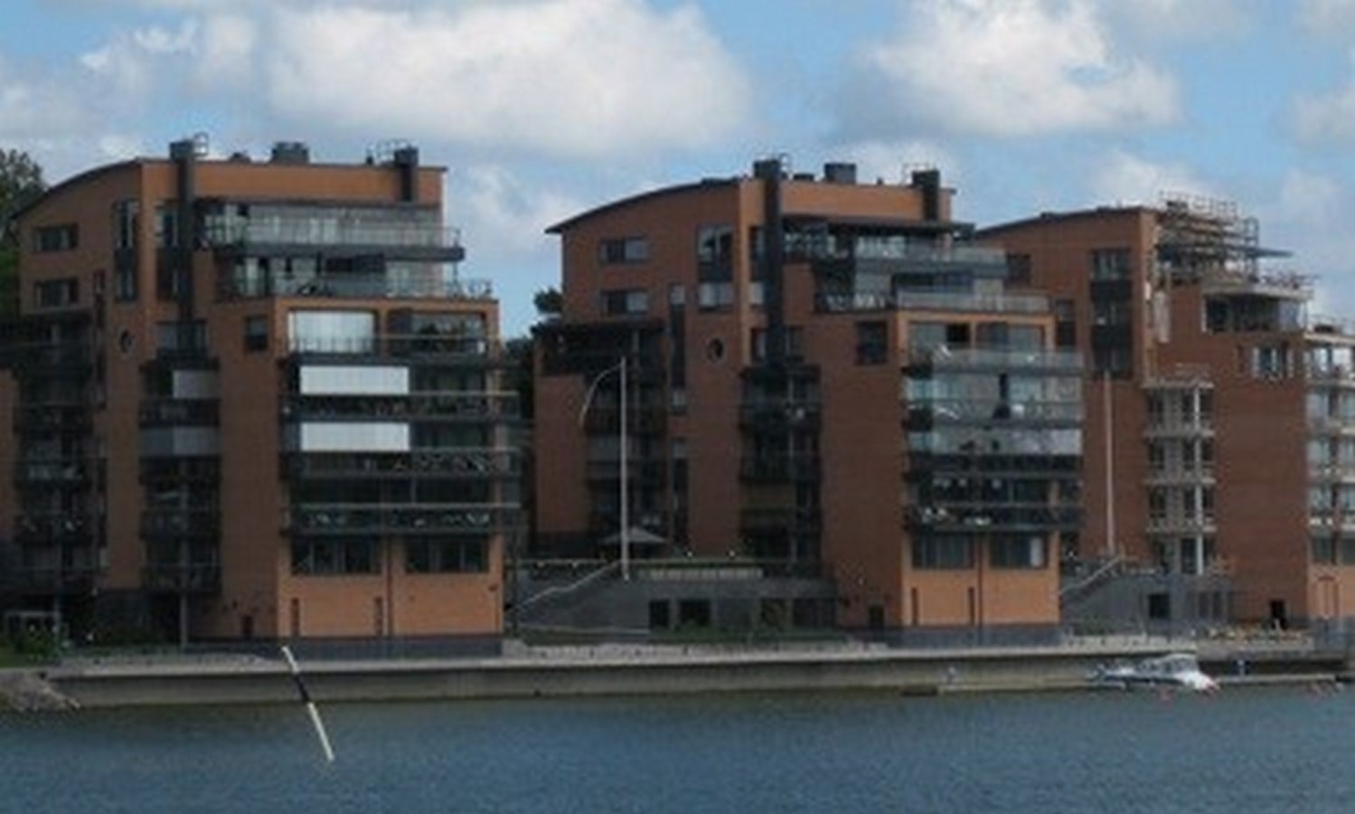 Eteläranta, Turku - Residential Project(2008)_©ark-co.fi