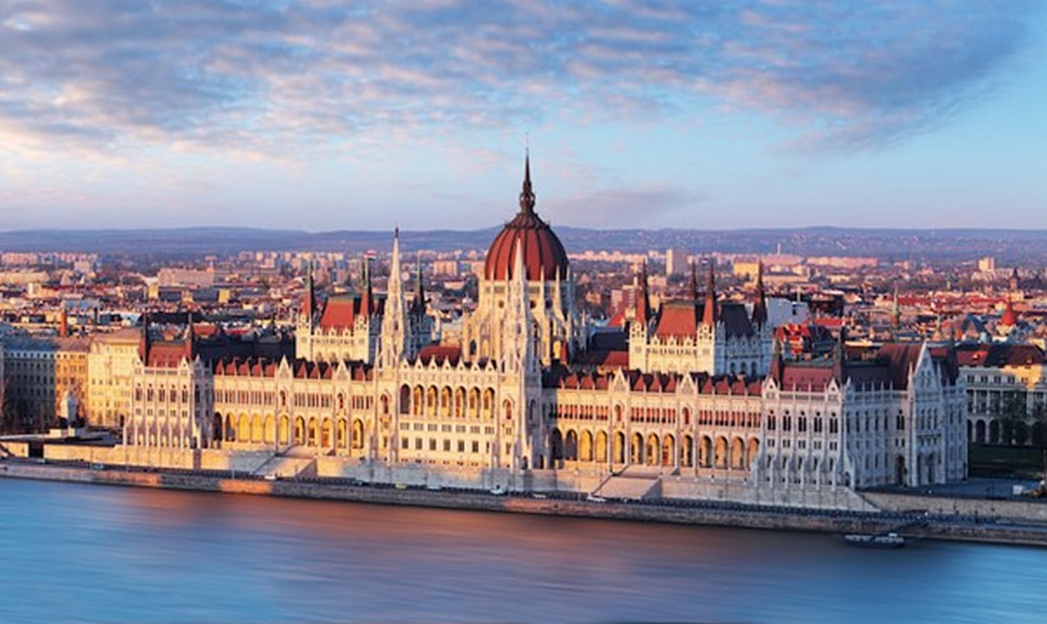 Hungarian Parliament Building, Hungary: A Notable Landmark of Hungary - Sheet