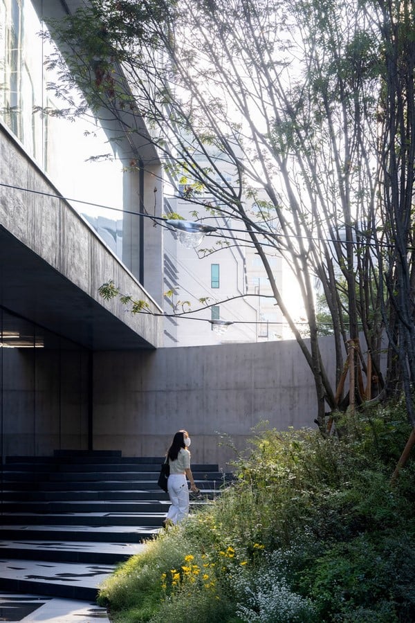 SongEun Art Space by Herzog & de Meuron: Creating a Simple yet Strong Volume - Sheet9