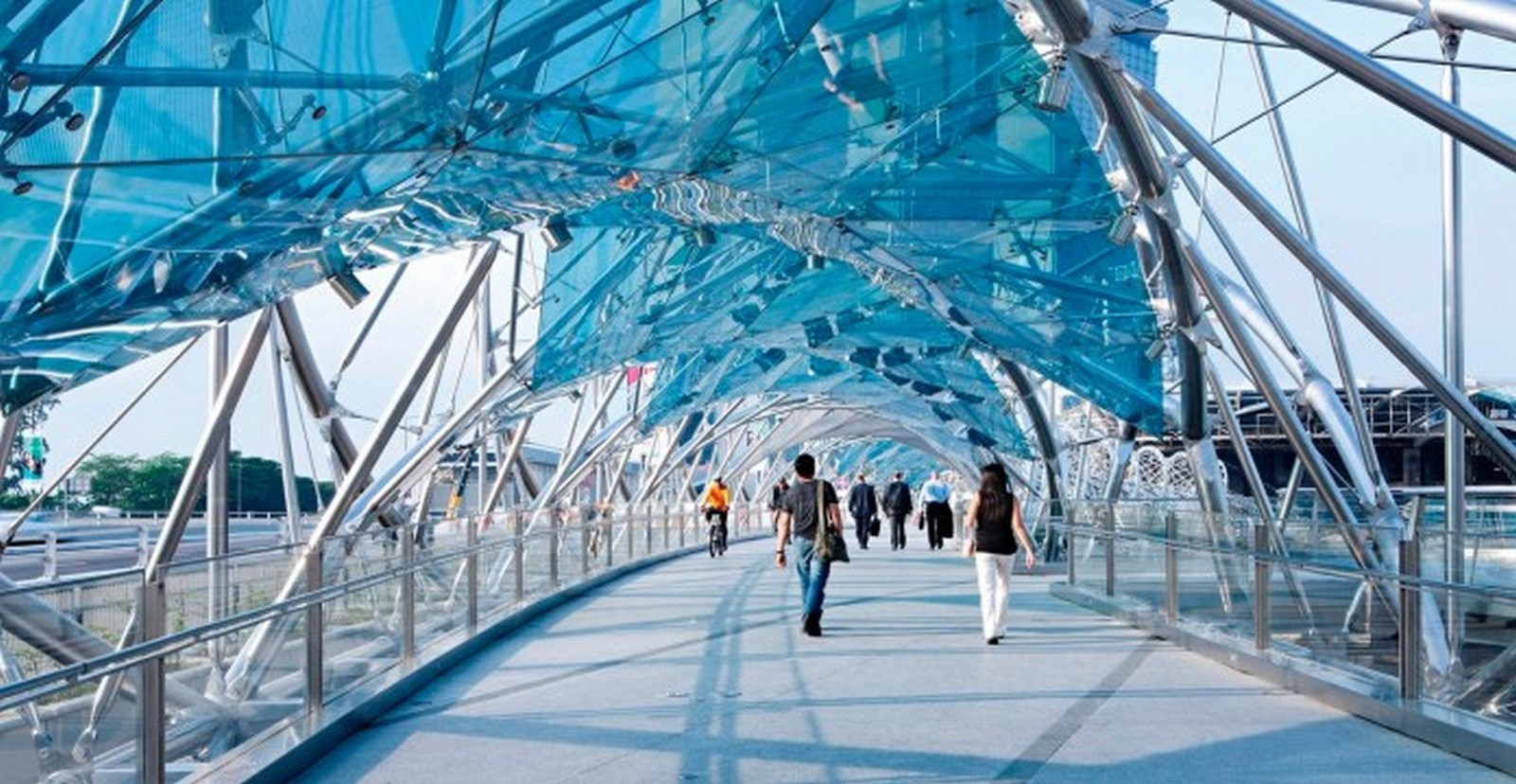 Famous structures designed using biomimicry - Sheet5