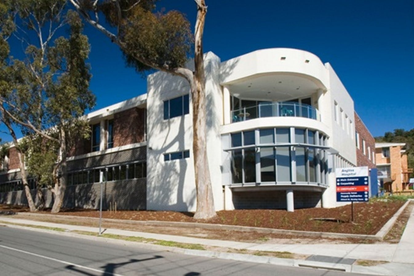 25 Examples of Rehabilitation centre around the world - Sheet15