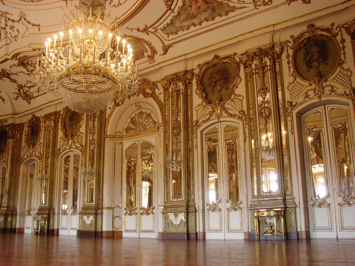 An Architectural Review of The Crown - Sheet3