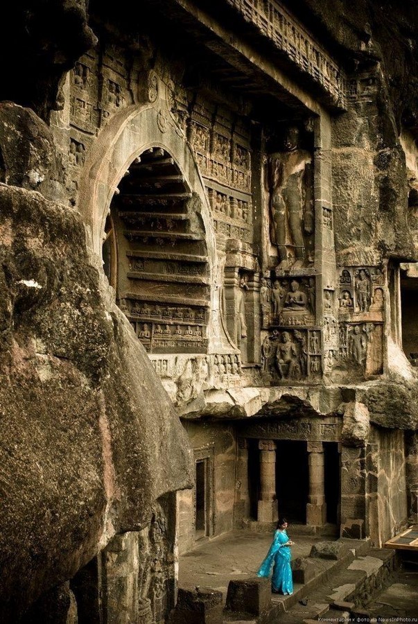 The politically inclined architecture of India - Sheet3