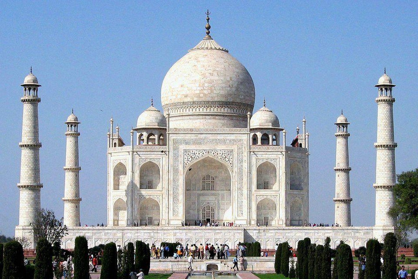 The politically inclined architecture of India - Sheet6