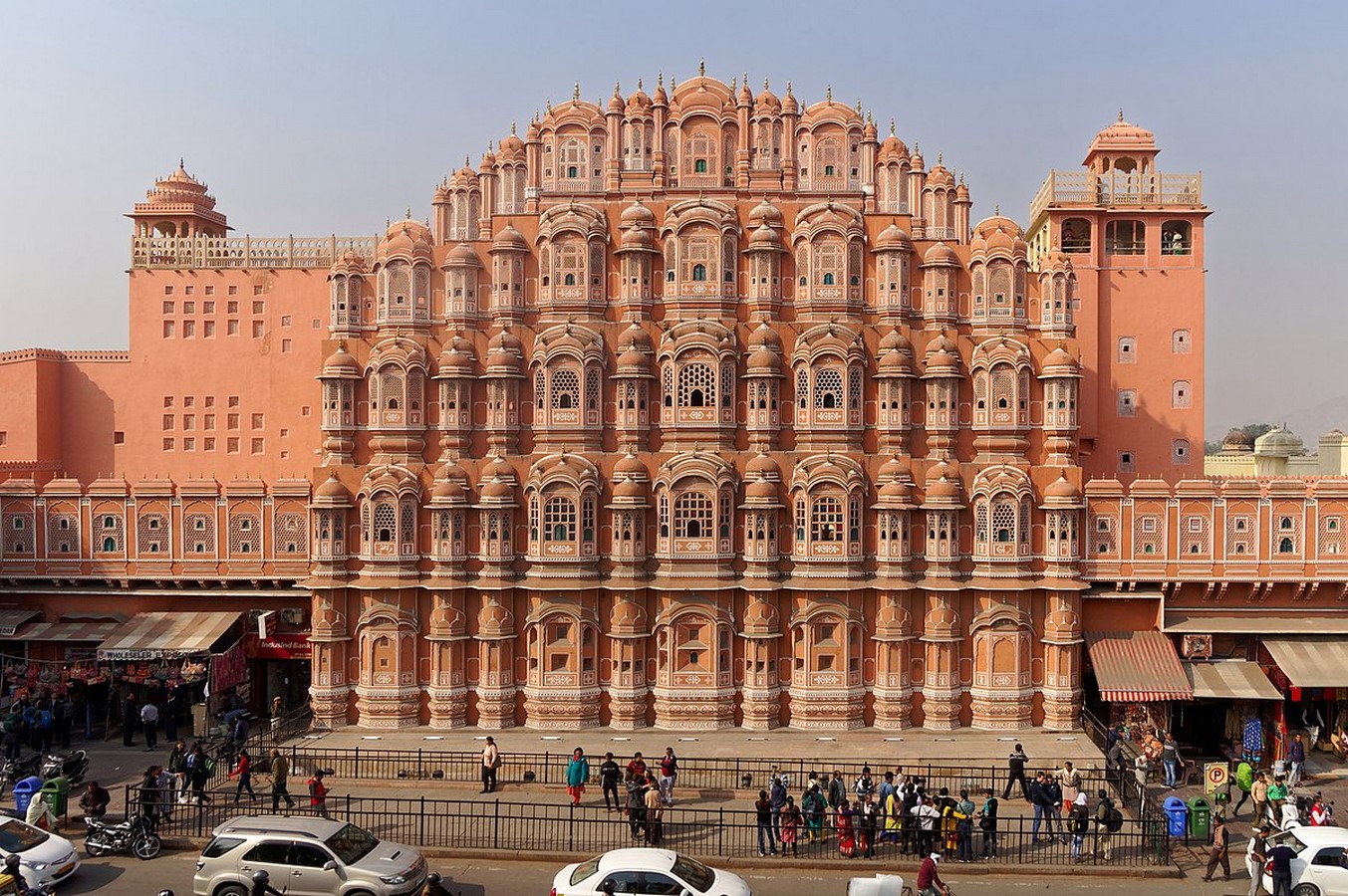 The politically inclined architecture of India - Sheet8