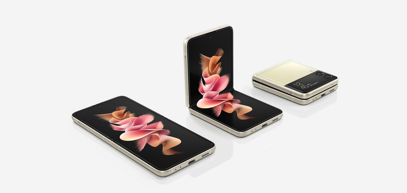 ©www.samsung.com/au/smartphones/galaxy-z-flip3-5g/