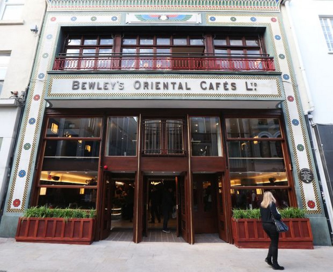 15 Cafes set in historic building - Sheet9