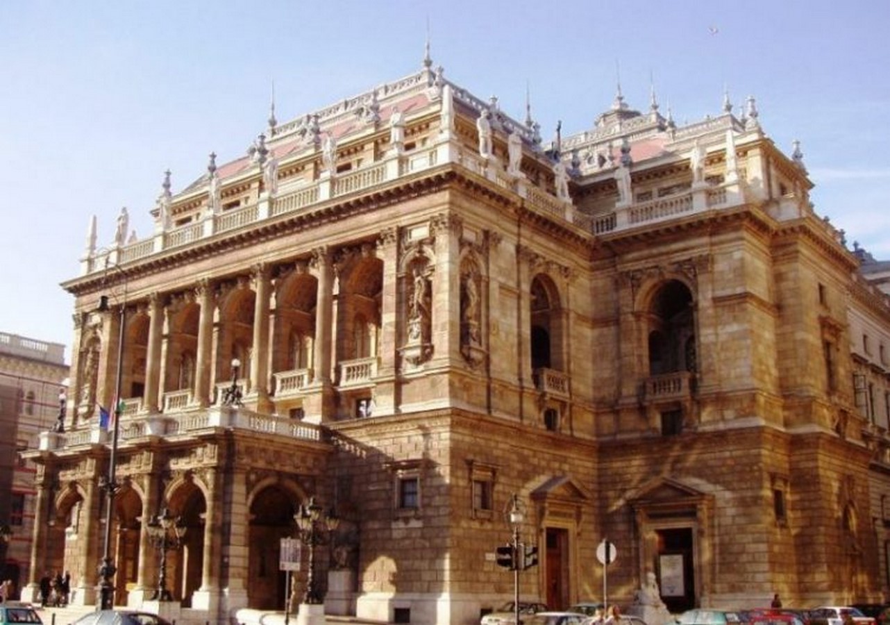 15 Examples of Exquisite Opera House around the world - Sheet5