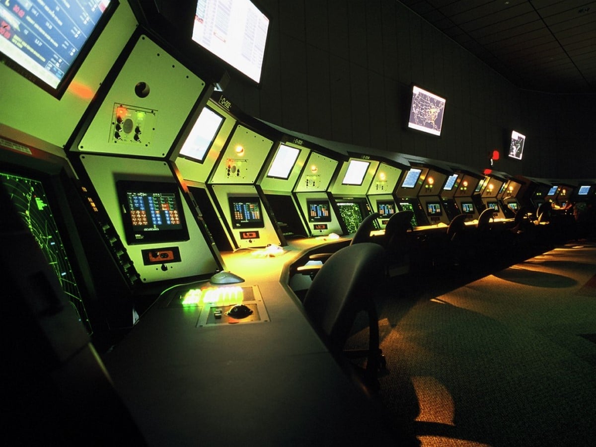 10 Things to Remember when Designing Air-Route Traffic Control Center - Sheet5