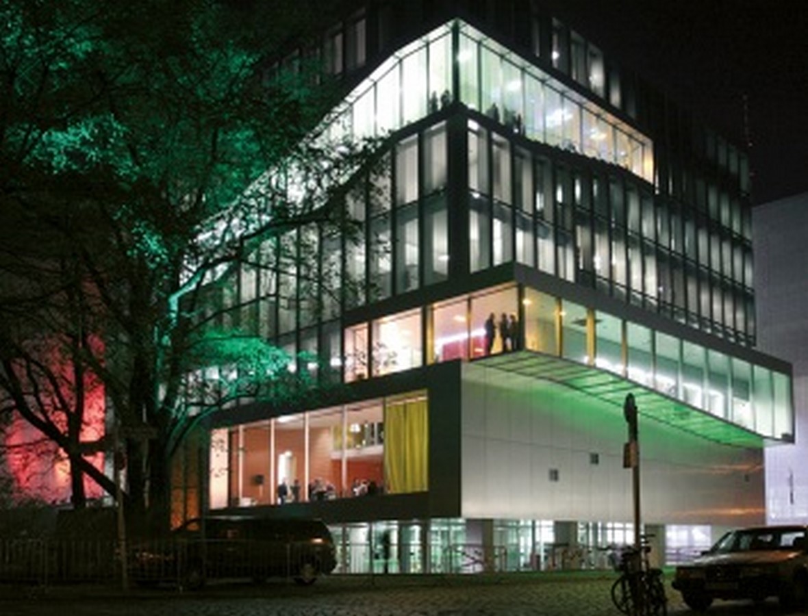 Netherlands Embassy by Rem Koolhaas: Disciplined Irregularities - Sheet5