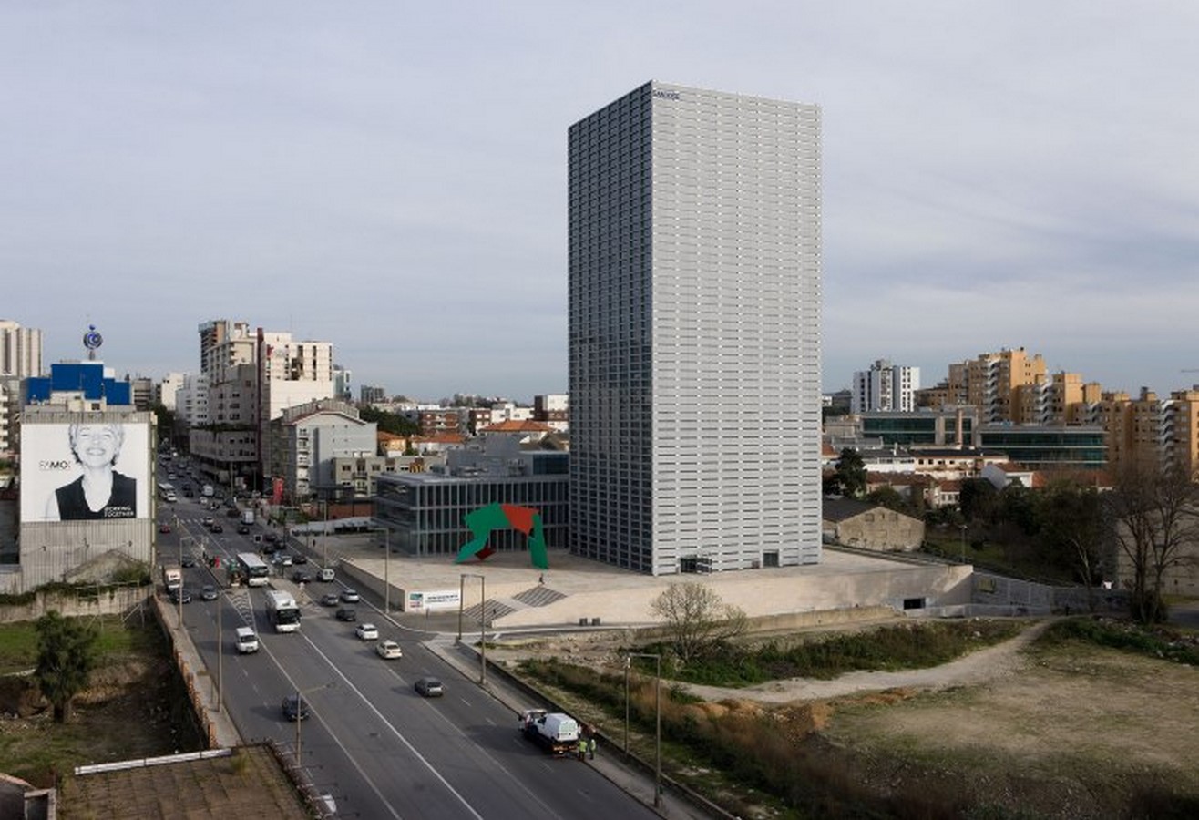 Pritzker Architecture Prize winner: Eduardo Souto de Moura - Sheet3