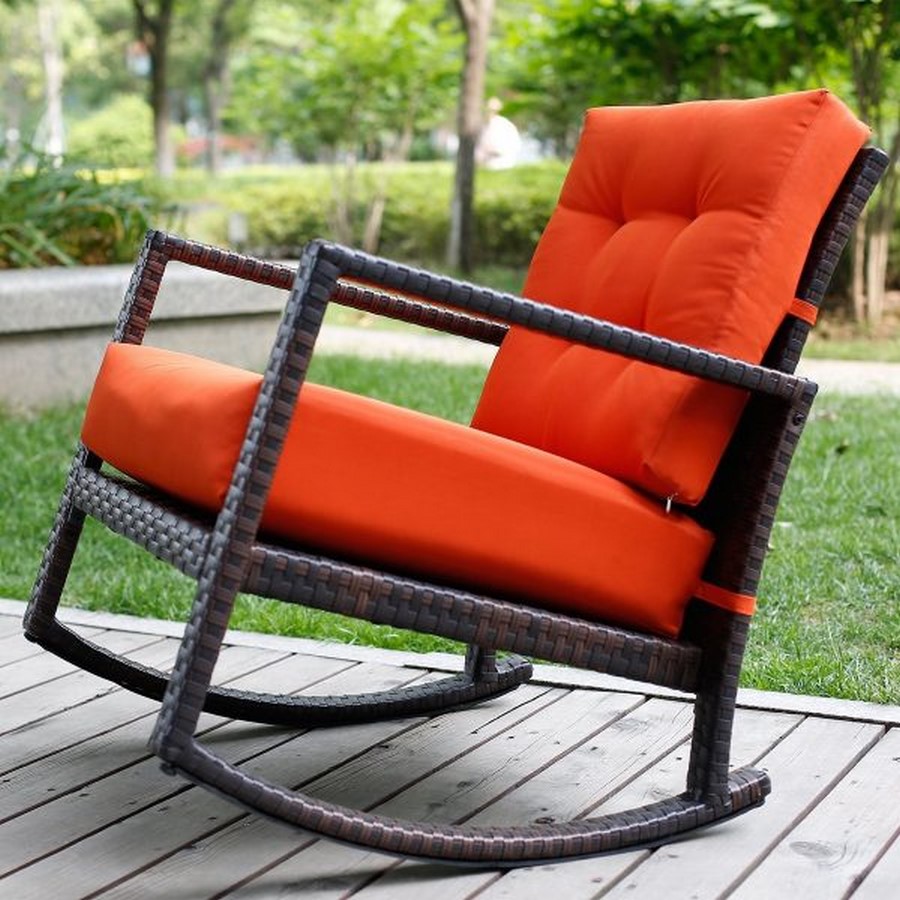 10 Outdoor Chairs everyone should invest in - Sheet3