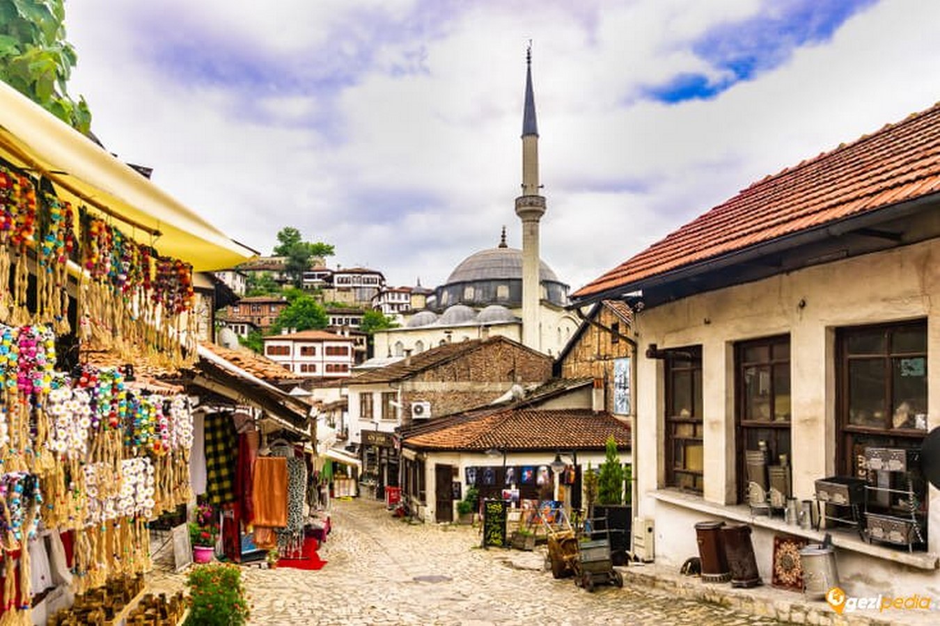Walking through the streets of Turkey - SHeet3