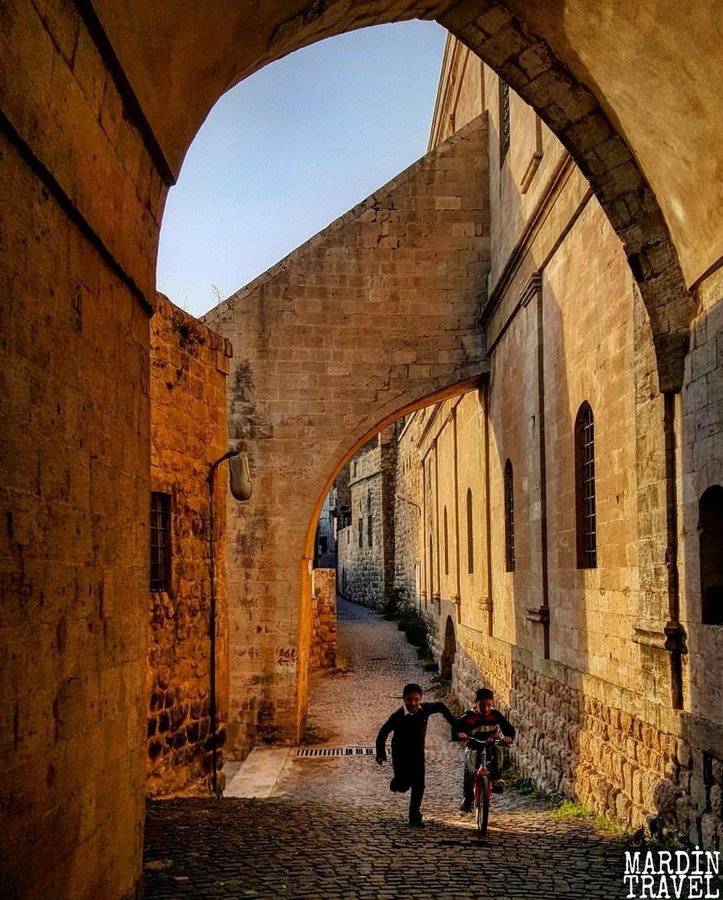 Walking through the streets of Turkey - Part 2 - Sheet4