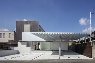 House on Nishinokyo-hills By K.ASSOCIATESArchitects