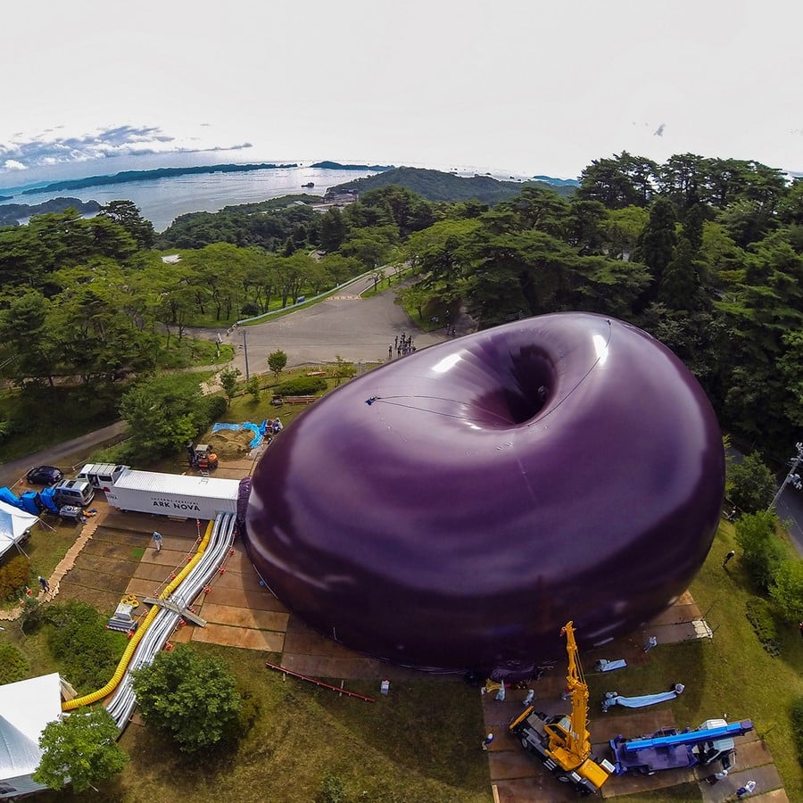 Ark Nova- an inflatable 500-seater hall_©Iwan Baan