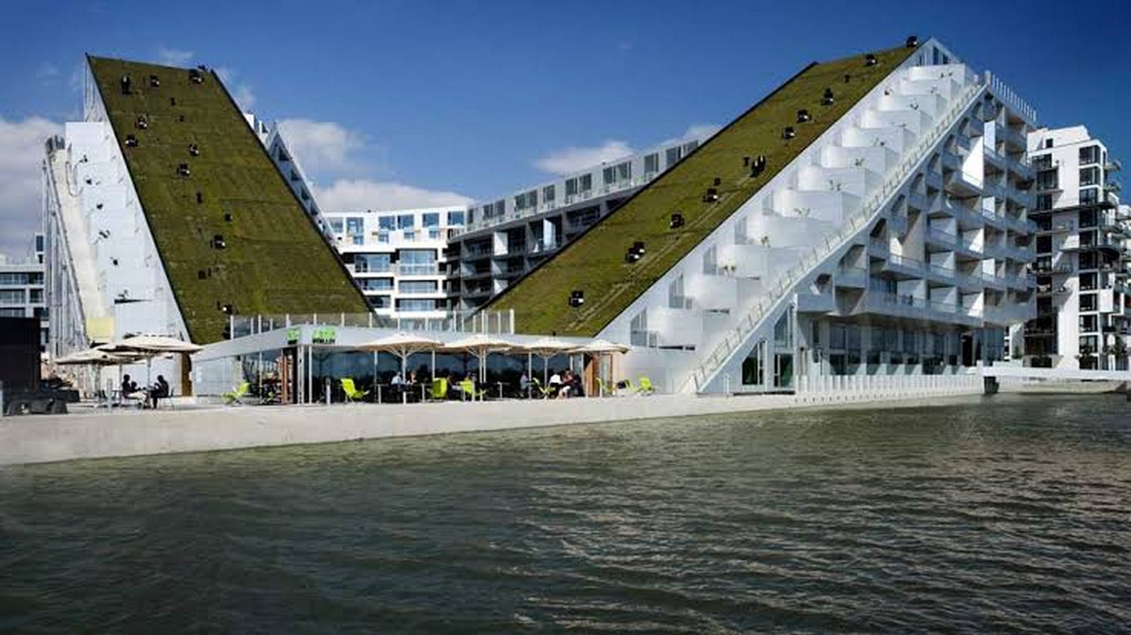 An architectural review of The Infinite Happiness - Sheet3