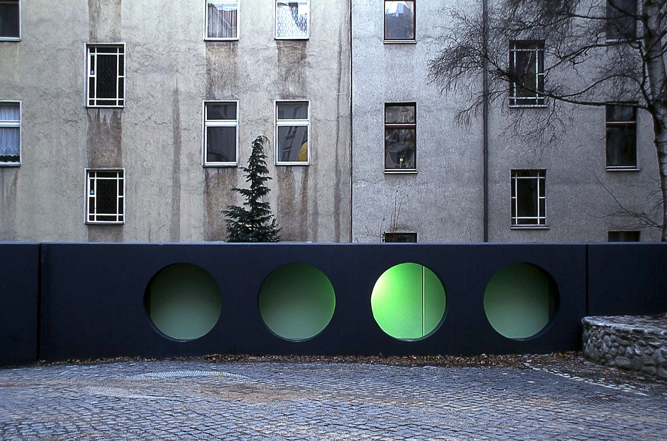 Paul-Lincke-Höfe, Berlin, Germany By Martha Schwartz Partners - Sheet2