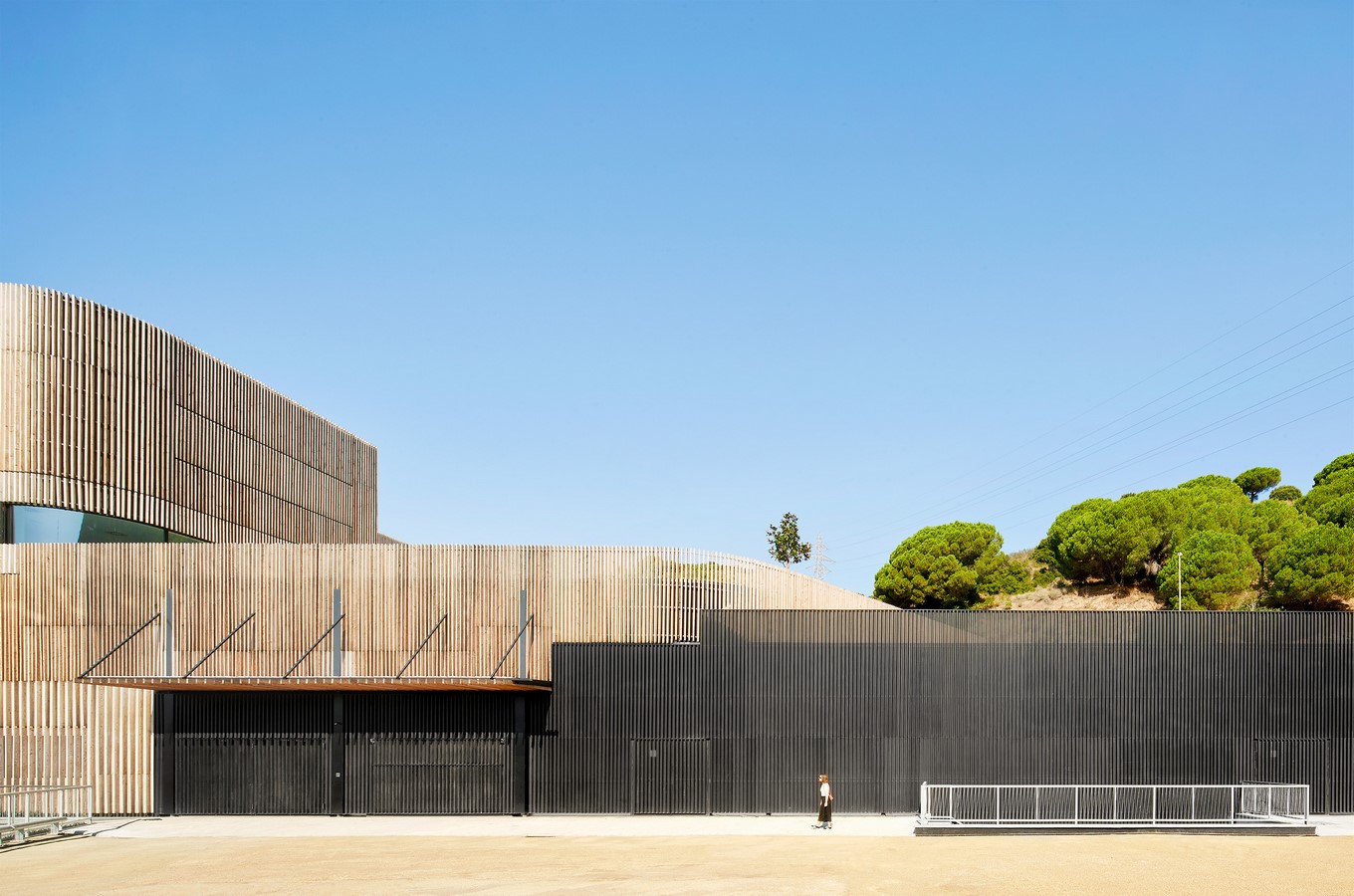 Centre for Comparative Medicine and Bioimage By Calderon-Folch Studio - Sheet7