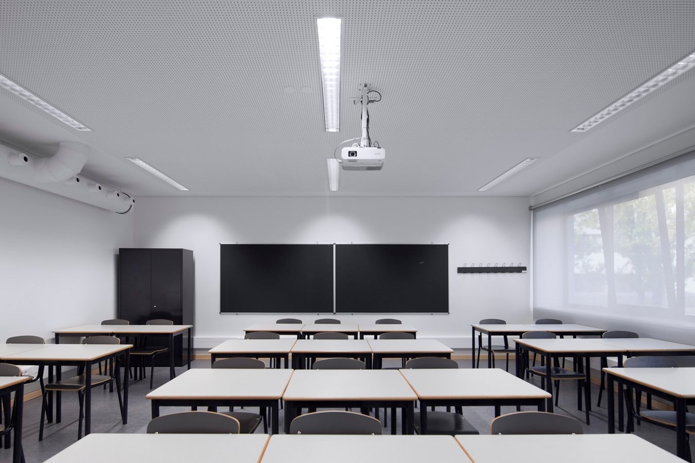 Vergílio Ferreira School By Atelier Central Arquitectos - Sheet9