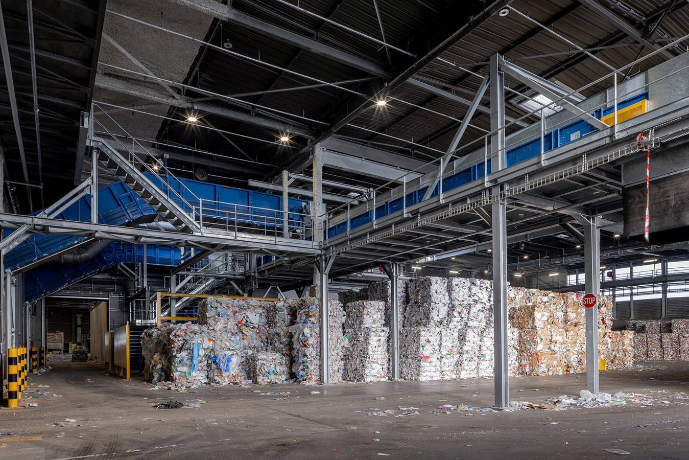 SYCTOM SORTING CENTER IN NANTERRE - FRANCE By LE DÉVÉHAT VUARNESSON ARCHITECTES - Sheet5