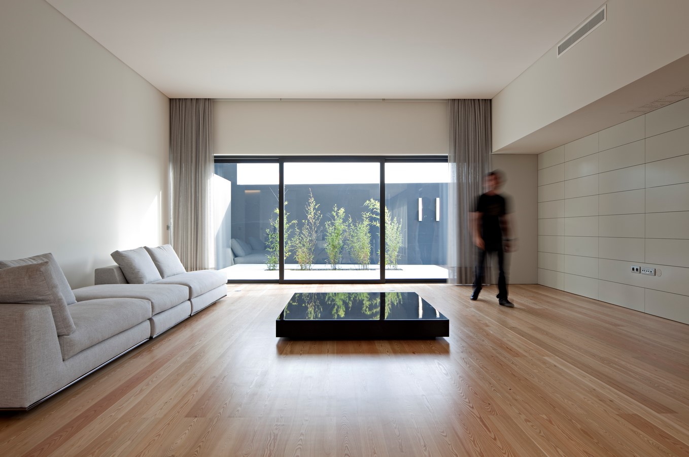 House in Guimarães By Sequeira Arquitectos Associados - Sheet3