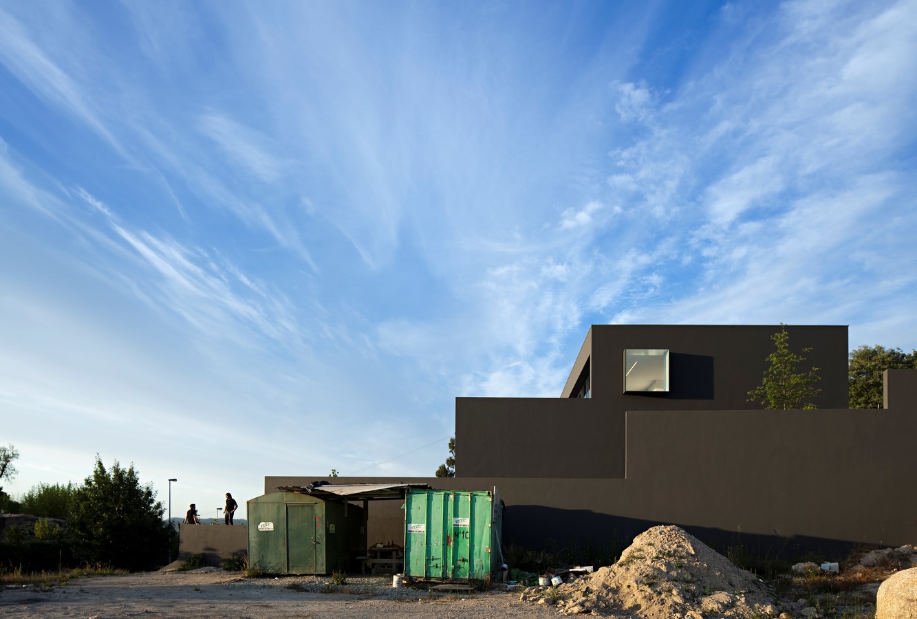 House in Guimarães By Sequeira Arquitectos Associados - Sheet