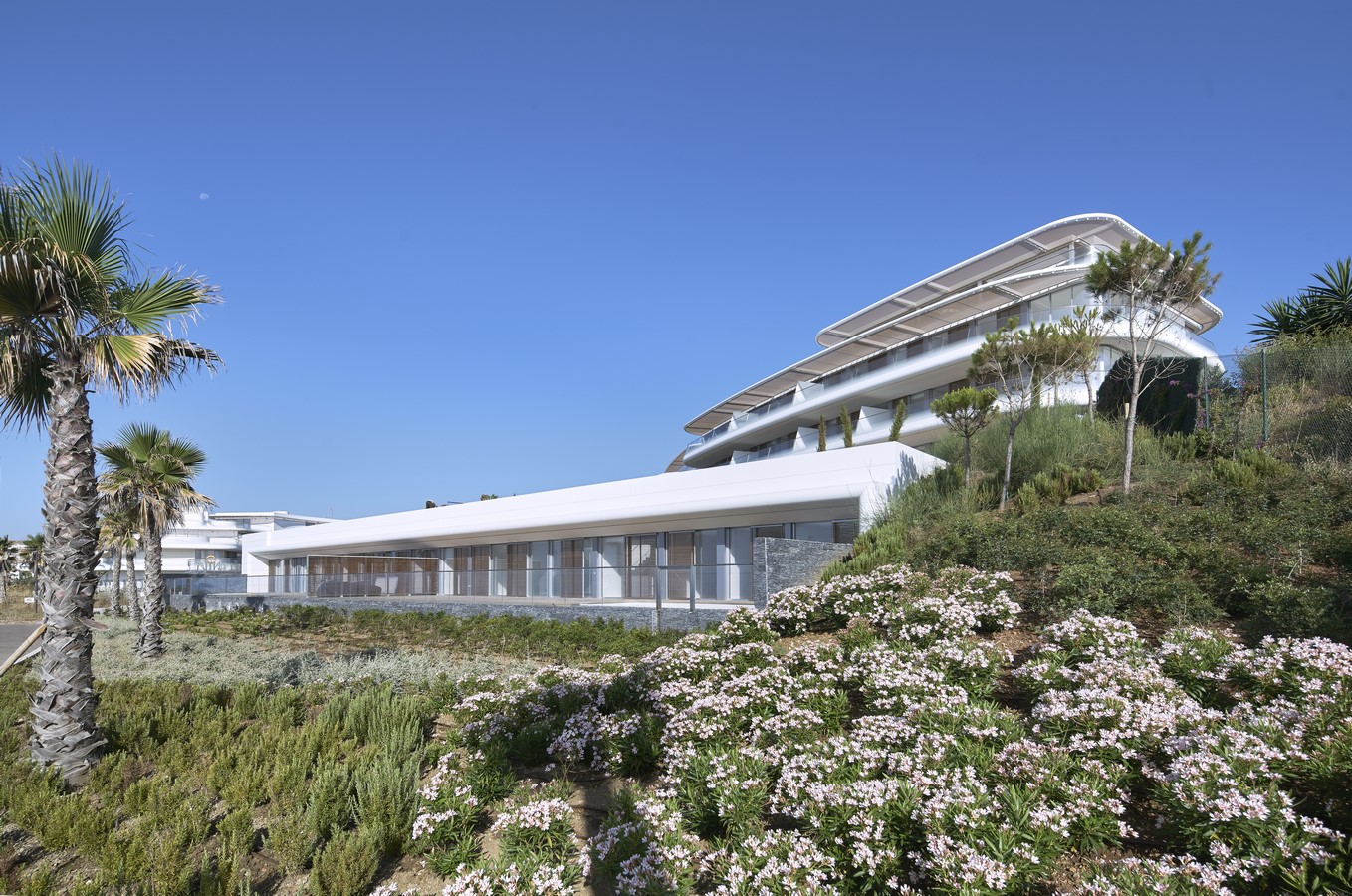 The Edge By RAFAEL DE LA-HOZ Arquitectos - Sheet2