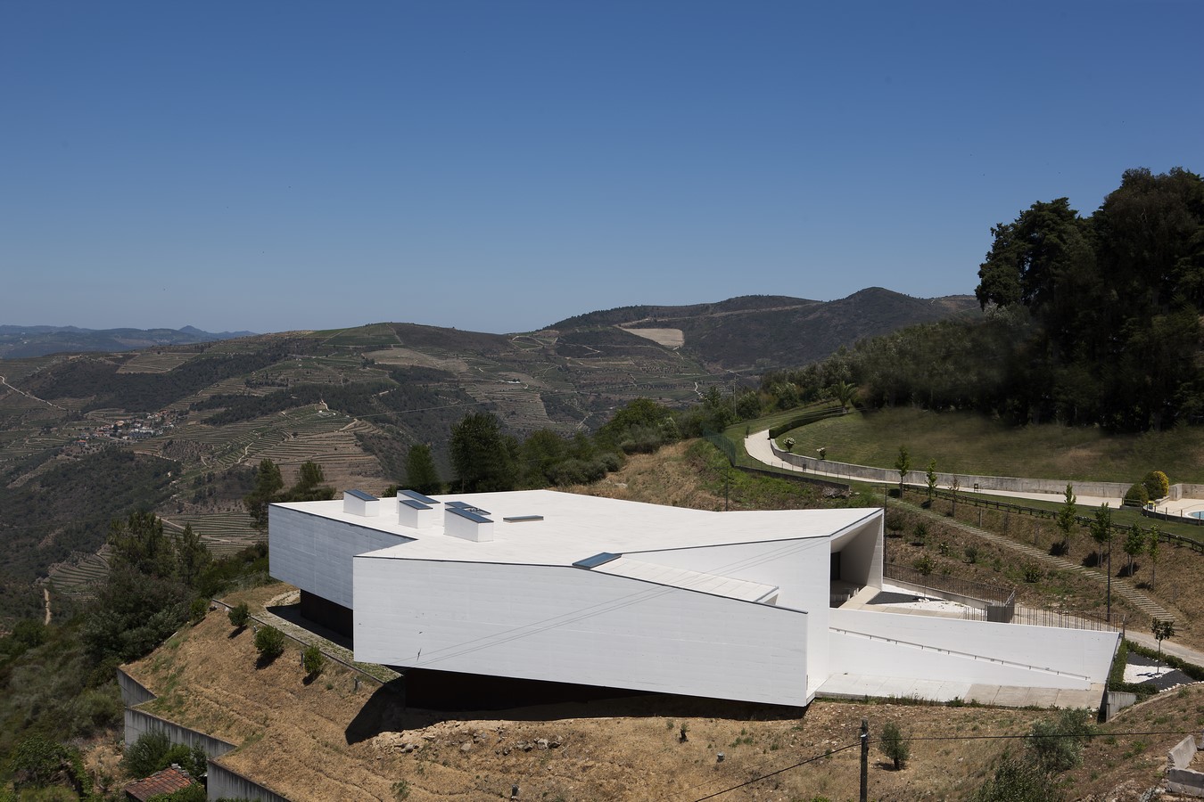 Tabuaço Municipal Swimming Pool By Topos Atelier de Arquitectura - Sheet3