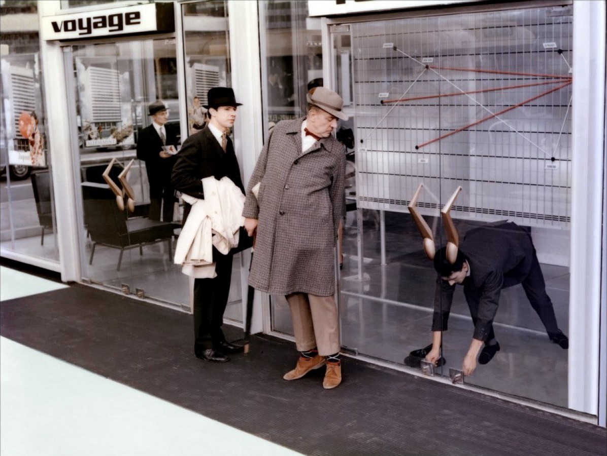 An architectural review of Playtime (1967) - Sheet1