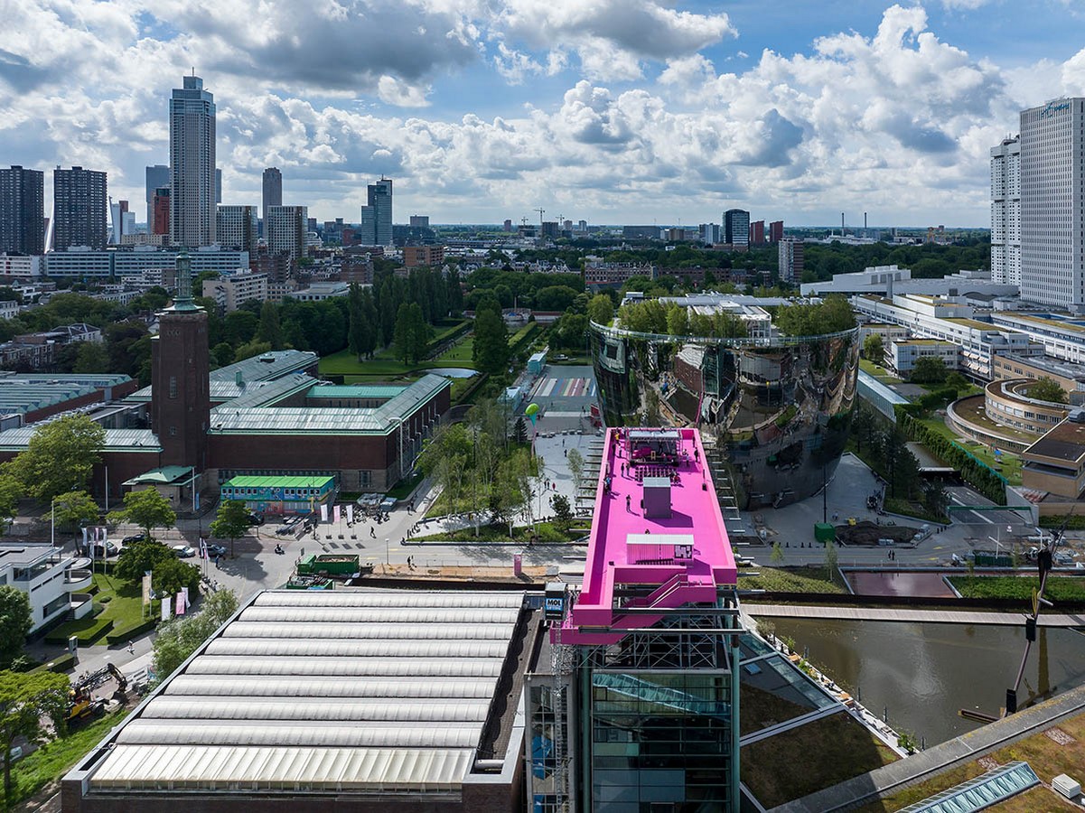 Pink-Colored Staircase And Stage designed on The Roof Of Het Nieuwe Instituut by MVRDV - Sheet4