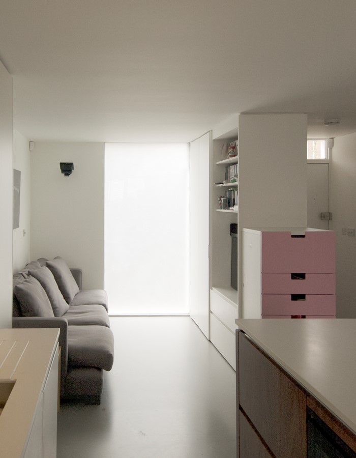 Modern Terrace By WILLIAM TOZER Associates - Sheet3