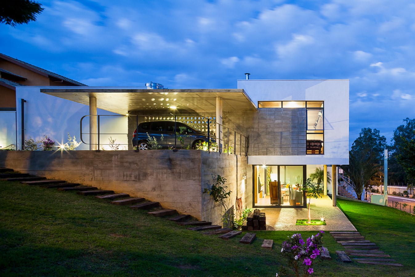 KOVACS II HOUSE_©www.pessoaarquitetos.com.br/