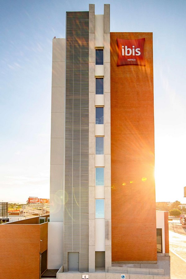 Ibis Hotel_ https://www.mariotalamas.com/
