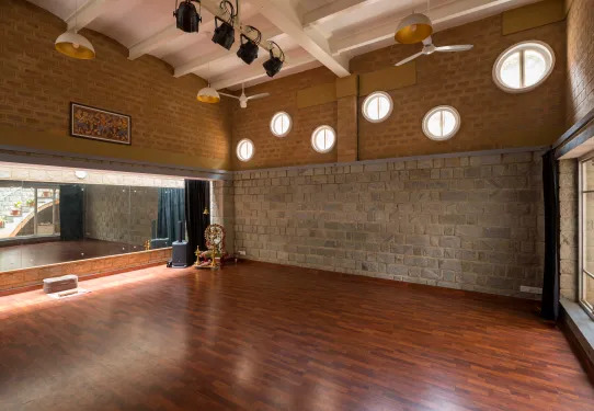 10 Examples of fitness studios - Sheet15