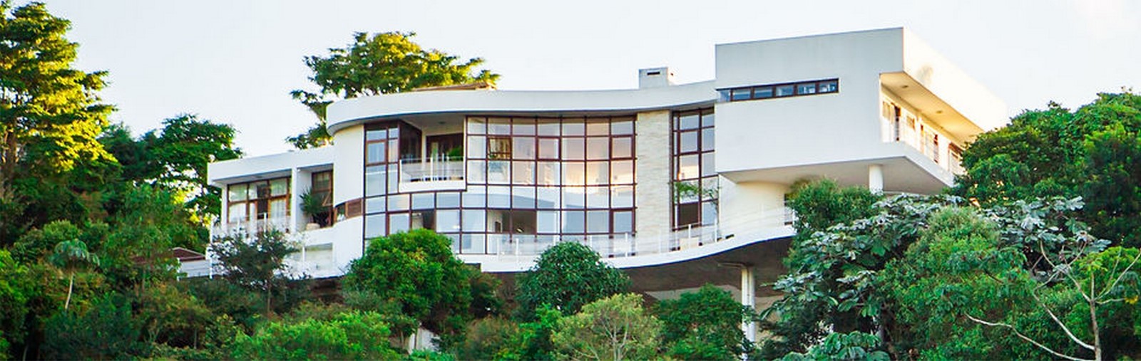 RP residence_©https://static.wixstatic.com/media/611bc6_e417485c7d3c4af3b1a0649ed9815c0a~mv2.jpg/v1/fill/w_941,h_298,al_c,q_80,usm_0.66_1.00_0.01/611bc6_e417485c7d3c4af3b1a0649ed9815c0a~mv2.jpg?w=999