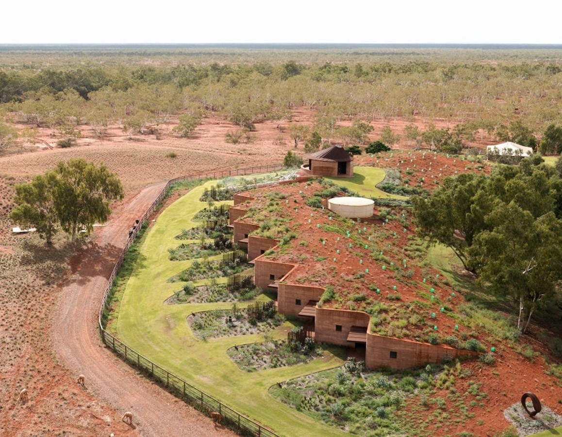 Luigi Rosselli Architects- 10 Iconic Products - Sheet4