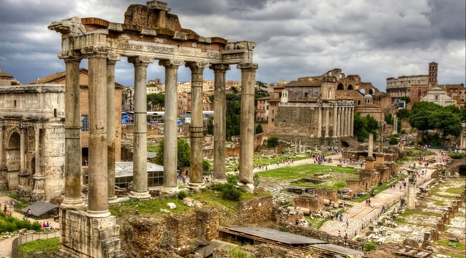 The Roman Forum_©www.britannica.com