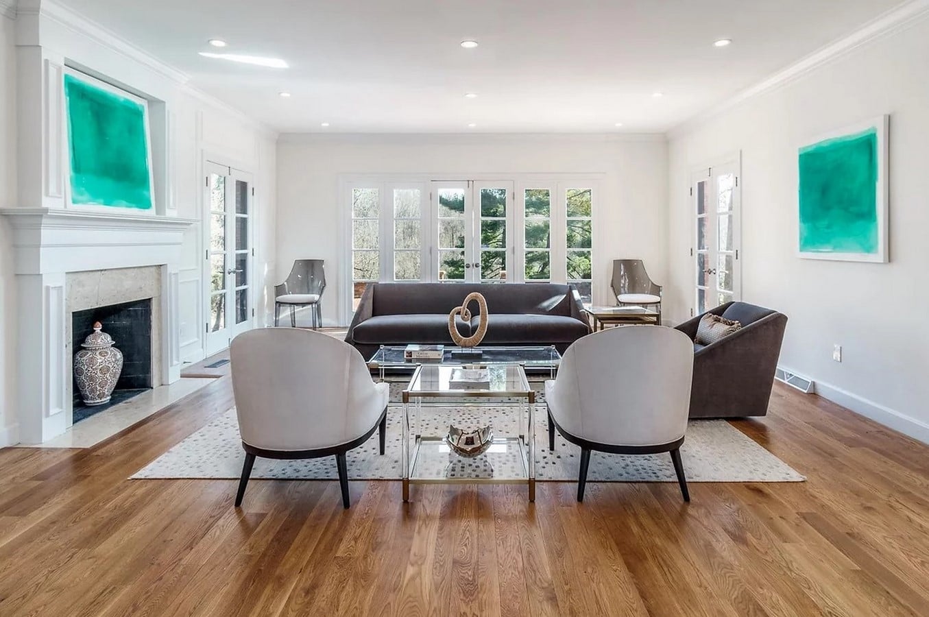 Interior design_©https://static.wixstatic.com/media/674563_00705093b3fd4773a09bc196159cd0f6~mv2.jpg/v1/fill/w_1202,h_802,al_c,q_85,usm_0.66_1.00_0.01,enc_auto/674563_00705093b3fd4773a09bc196159cd0f6~mv2.jpg?w=999